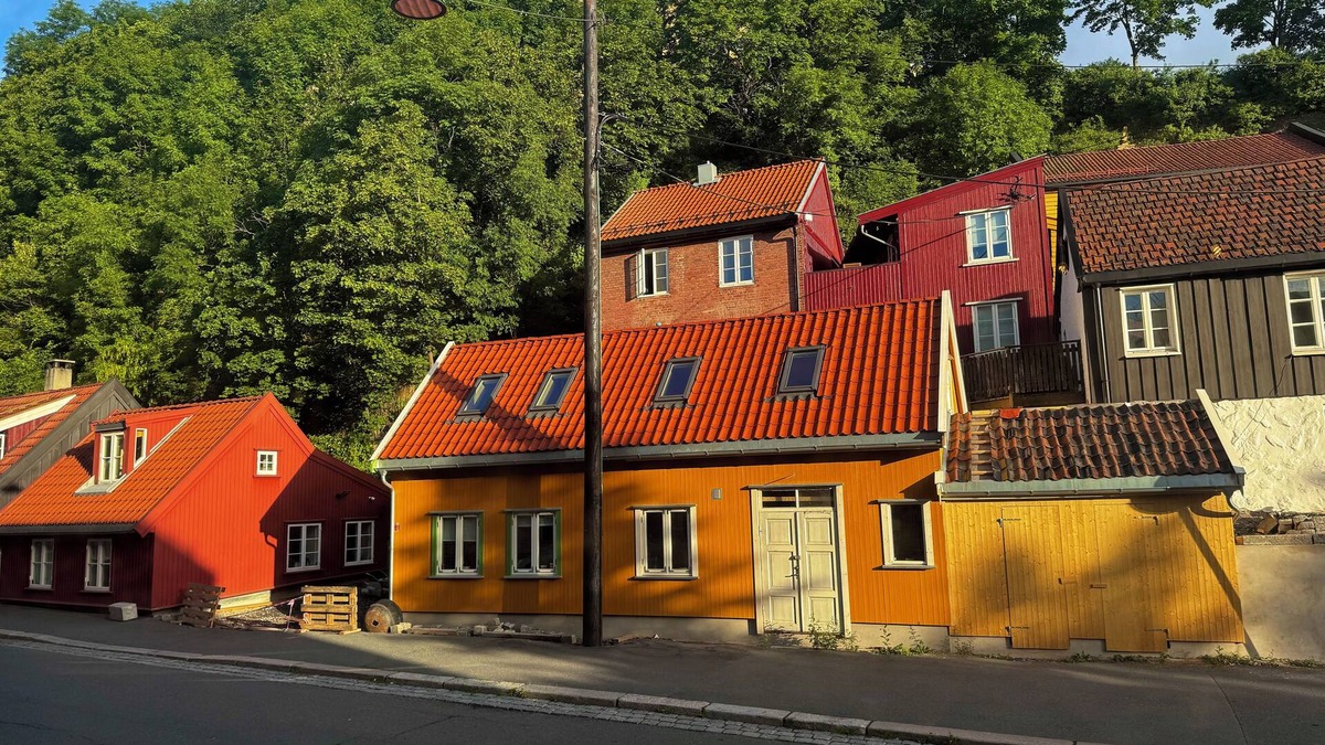 Oslo City Centre Apartment | Enjoy Nordic historical culture from Family-friendly Charming 2bedroom