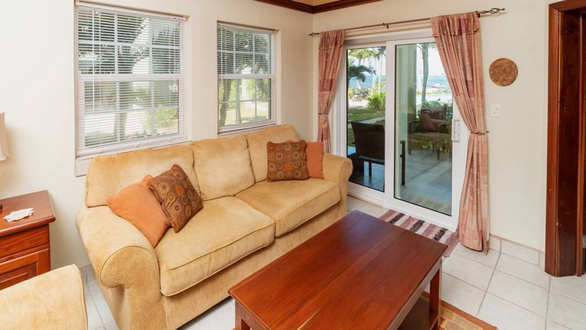 San Pedro Condo | Enjoy ocean and beach views from this 2 bedroom condo - Gold Standard Approved