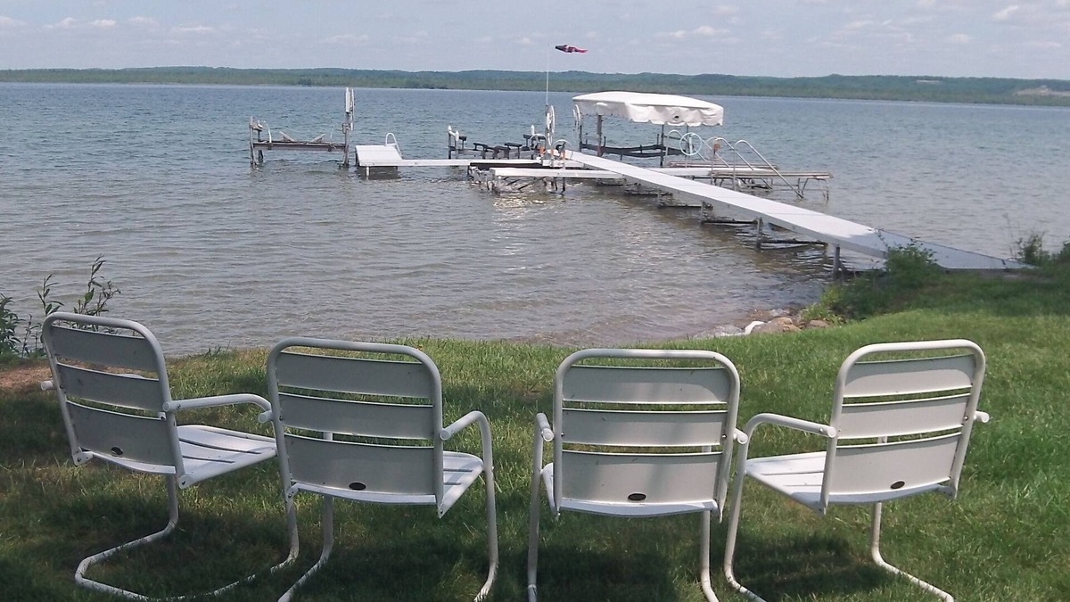 Williamsburg Cottage | Enjoy our Skegemog Lakefront Cottage/w dock & Boat Hoist on Elk-Torch Chain