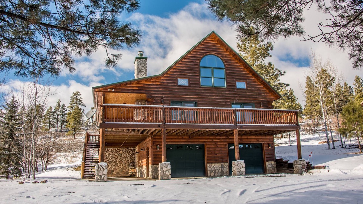 Pagosa Springs Cabin | Enjoy Peace & Wildlife- Stunning Log Home w/Mountain Views! Pagosa Springs, Co