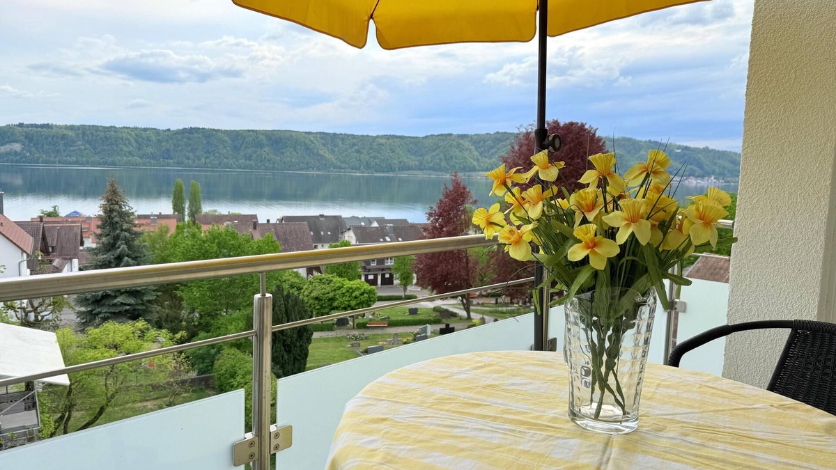 Sipplingen Apartment | Enjoy relaxing days in the BELLEVUE vacation apartment in Sipplingen