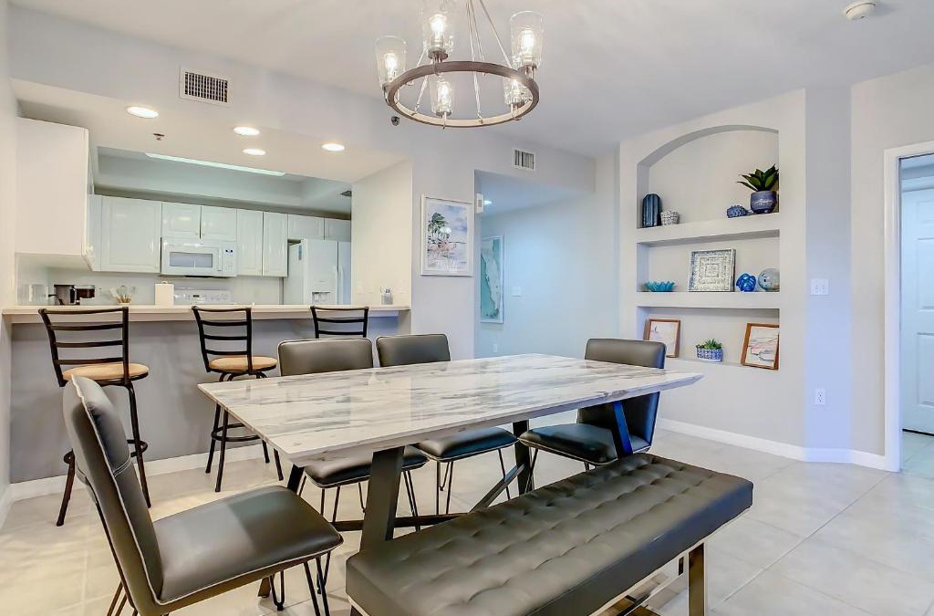 New Smyrna Beach Apartment | Enjoy the gorgeous sunset in this beautiful 32 condo ~ OW9-305