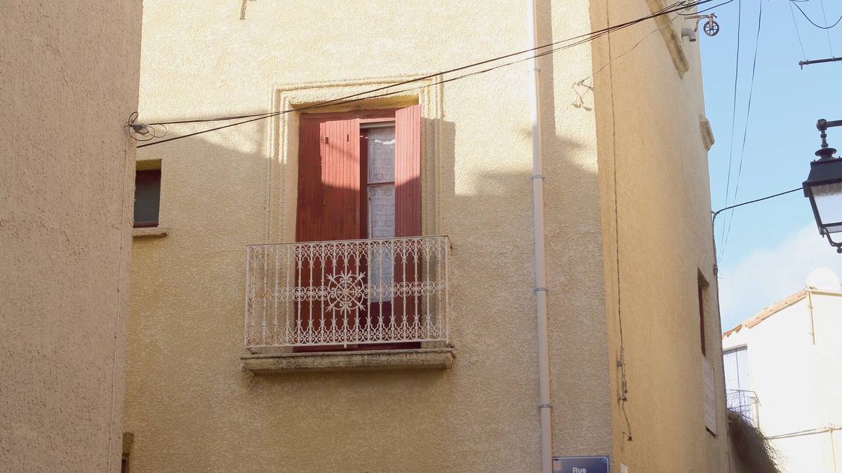 Marseillan Apartment | Enjoy the Mediterranean flair of the old town of Marseillan - South of France