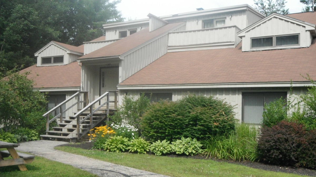 Bartlett Condo | Enjoy the seasons in the heart of the white mountains