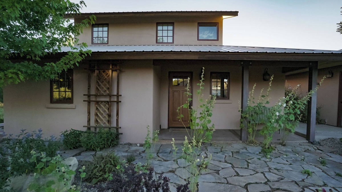 Mancos House | Enjoy the Sights and Sounds of the Mancos River