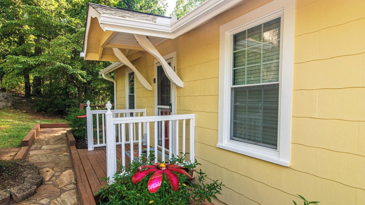 Sunset Cove Cottage | Enjoy the sunrise from quiet location on Lake Lure - no lake access in 2025