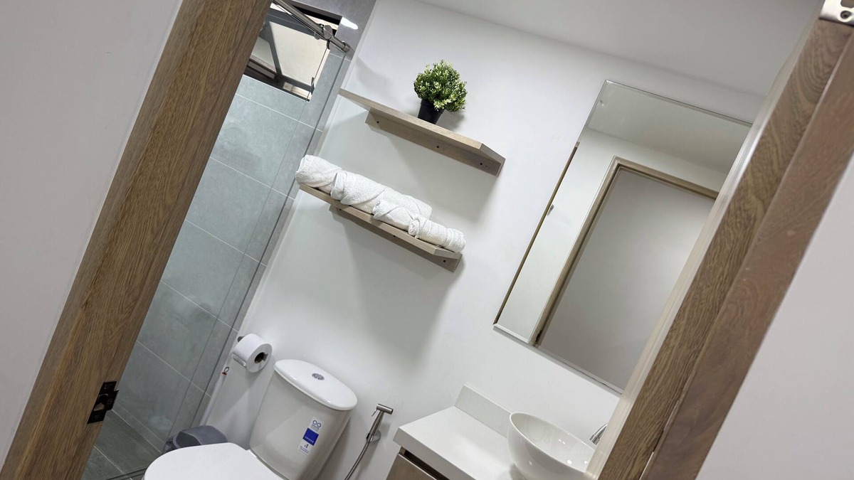 Guayabal Apartment | Enjoyable 2-bedroom apartment with WiFi in Medellin