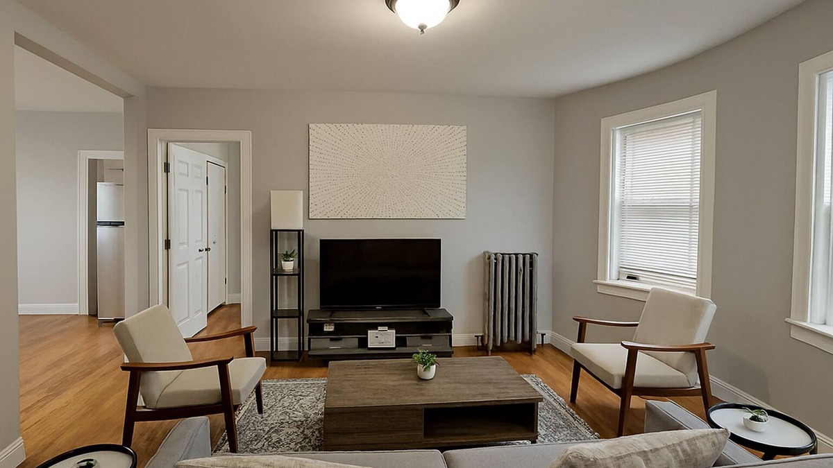 West Ridge Apartment | Enjoyable apartment with AC in vibrant Chicago