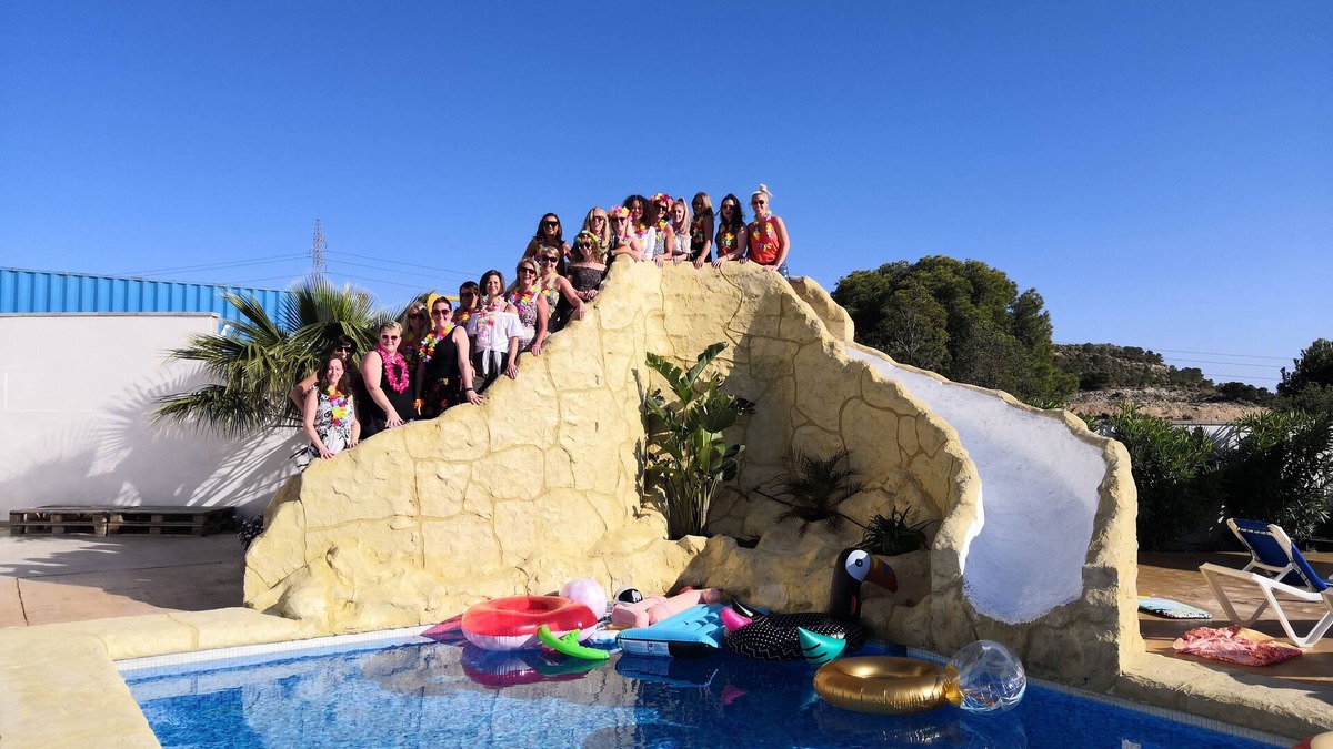 Hoya de los Patos Villa | Enormous family friendly Luxury villa by the coast!