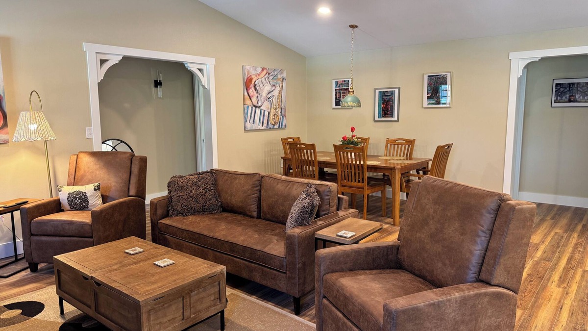 Port Charlotte House | Entire 3/2 Home with Large Yard and RV Parking in Port Charlotte, FL