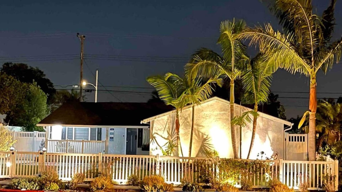 Huntington Beach Villa | Entire 3-bedroom vila with hot tub