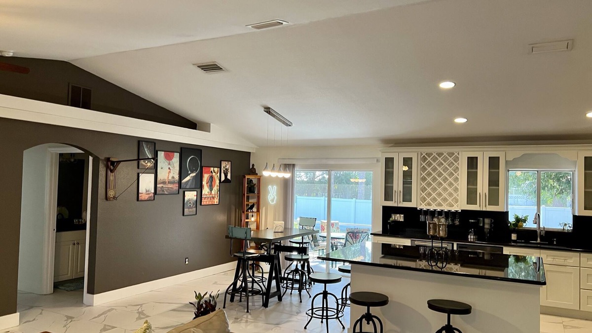 Port Saint Lucie House | Entire 3 bedroom home with fenced yard and screened porch !