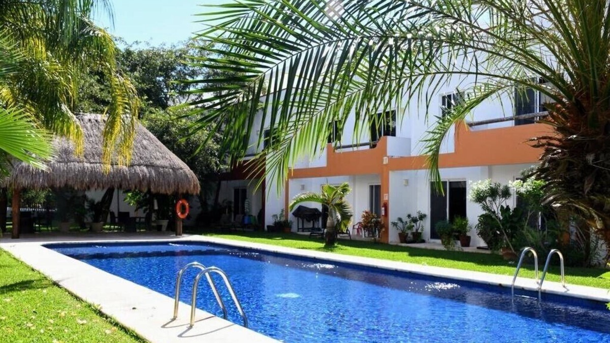 Villa Juarez Villa | Entire 4 Bedroom Villa close to the beach/pool