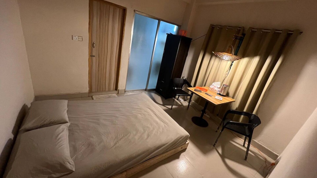 Dhaka House | Entire apartment, private Studio apartment with AC in Dhaka