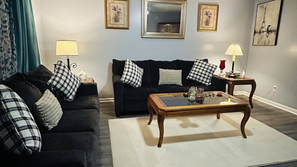 South Louisville House | Entire Churchill Downs/University of Louisville Home