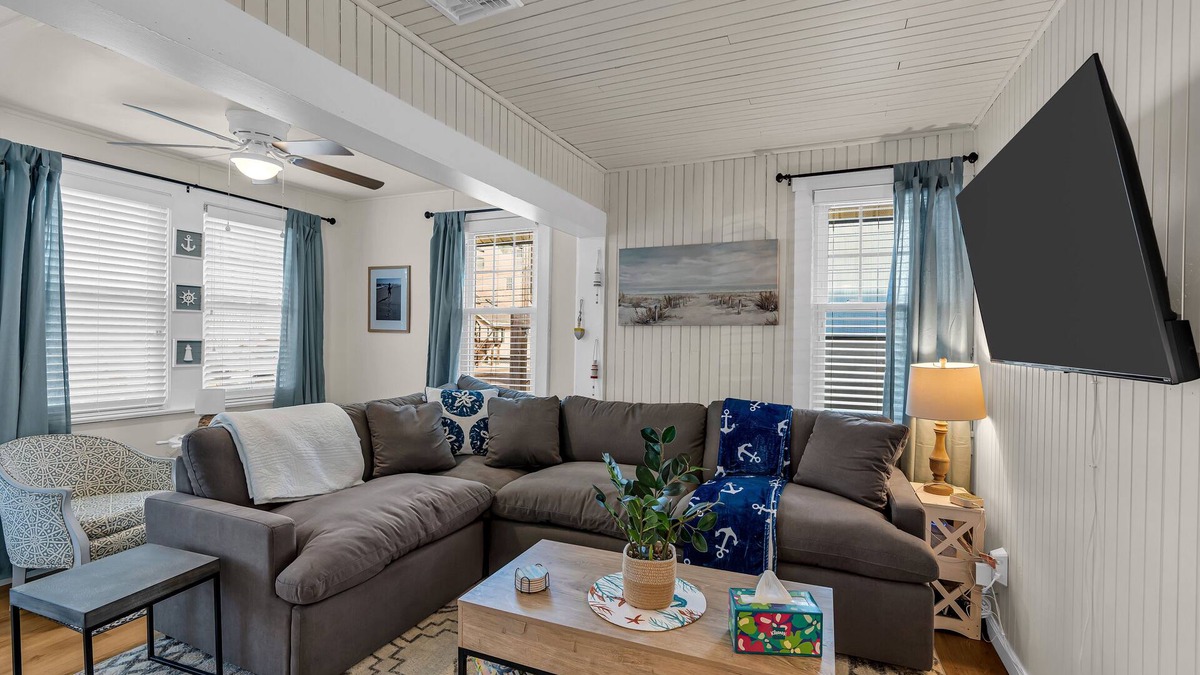 Seaside Heights Cottage | Entire Cottage. 2.5 blocks 2 beach. BBQ Grill. 4 beach badges.