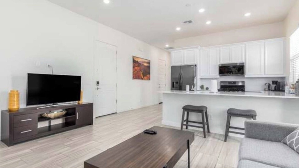 Surprise House | Entire cozy guesthouse casita