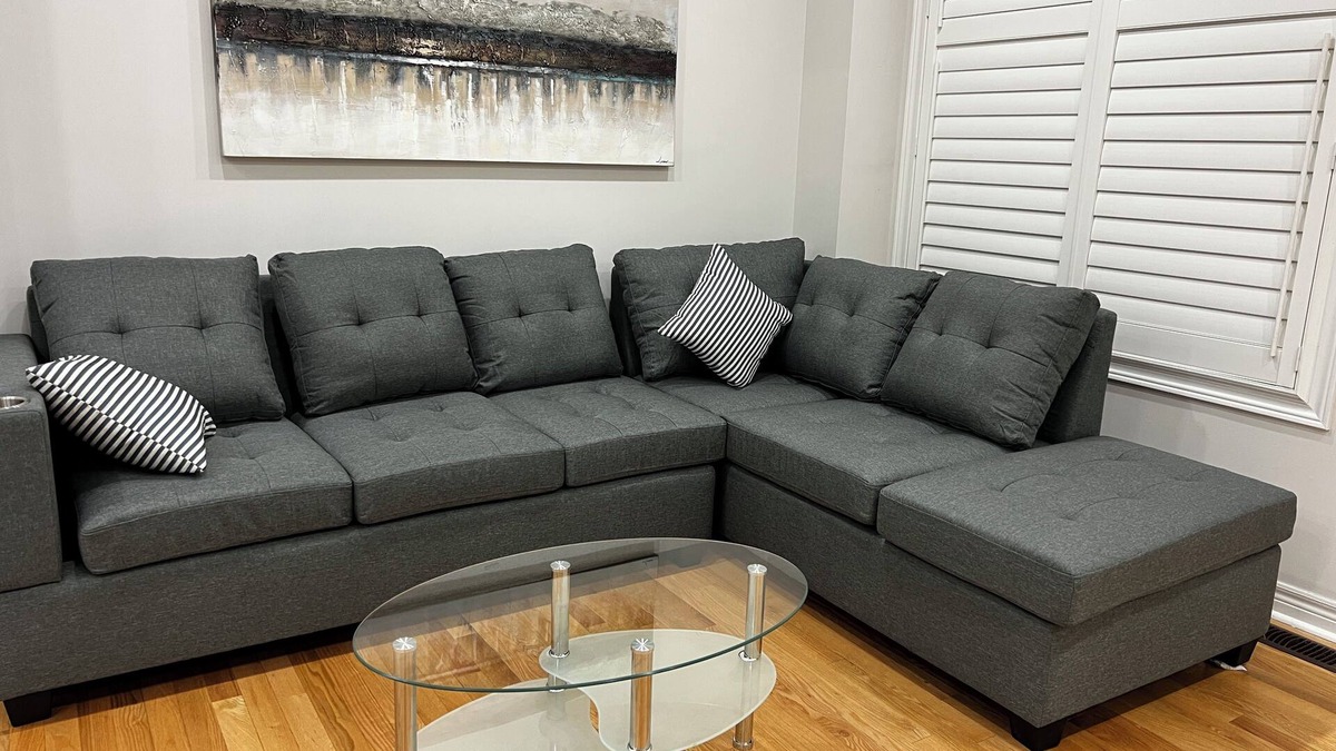 Halton Regional Municipality House | Entire Four bedroom house in Milton with Parking.