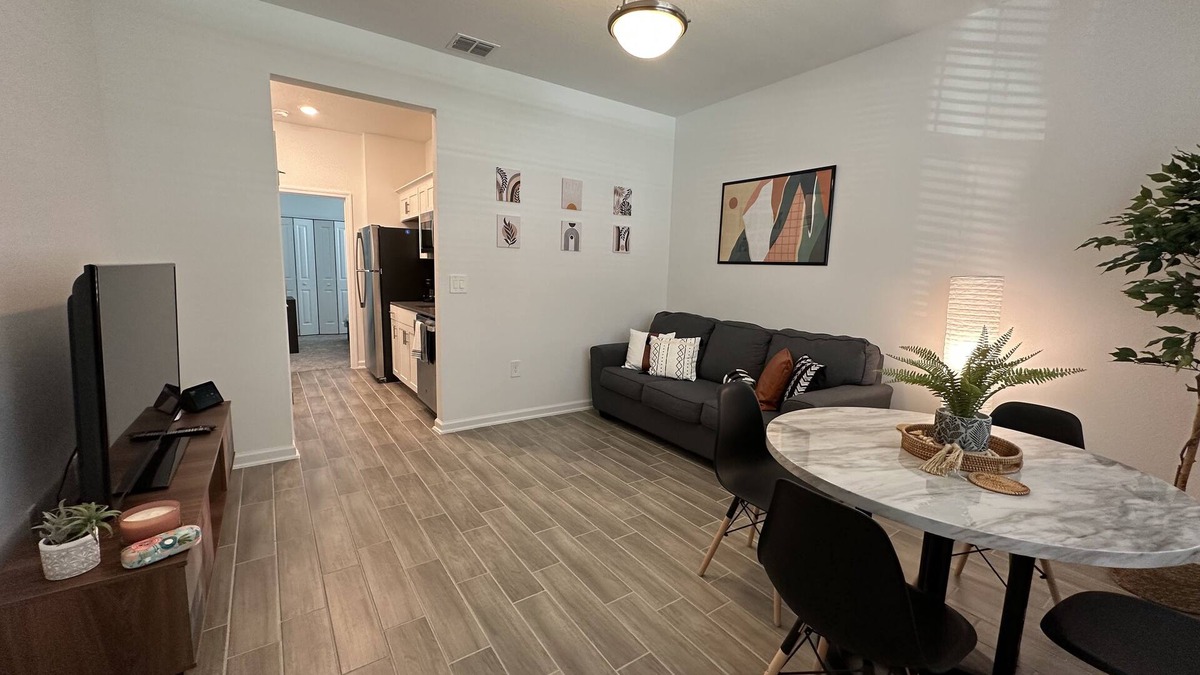Davenport House | Entire Guest House Near Disney