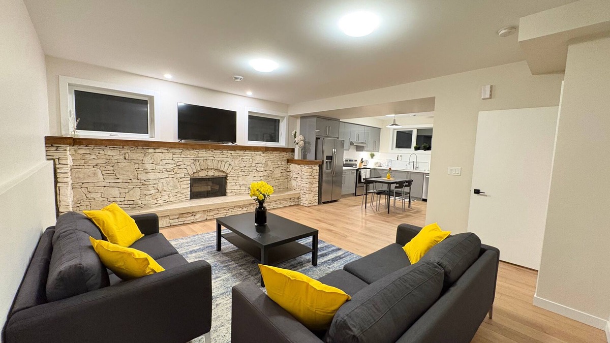 Southwest Calgary House | Entire guest suite in Calgary, AB
