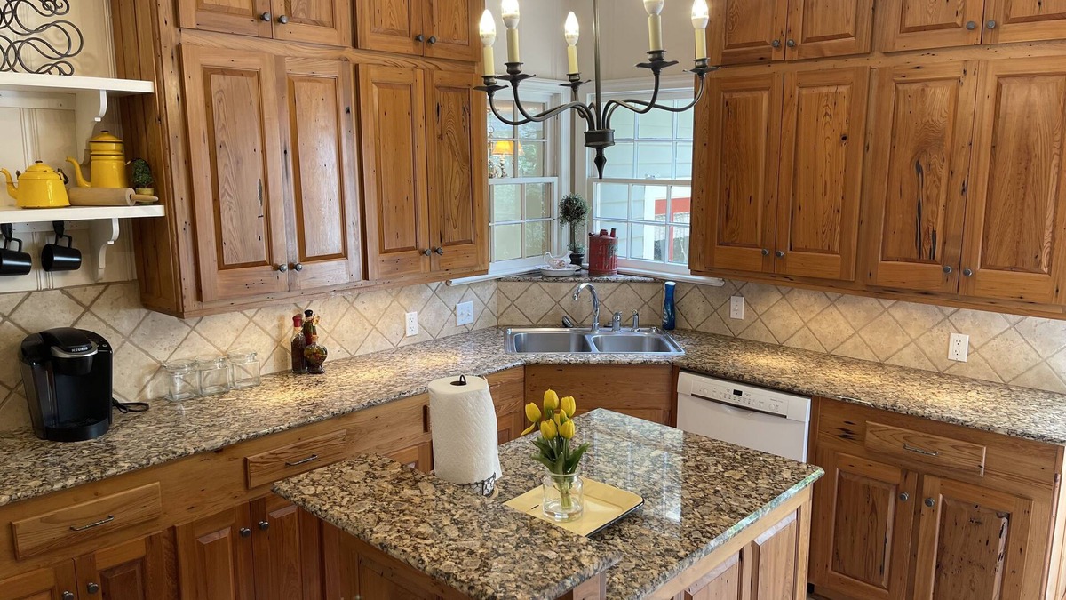 Lafayette House | Entire Home! "Bella View" , Italian for Beautiful View!