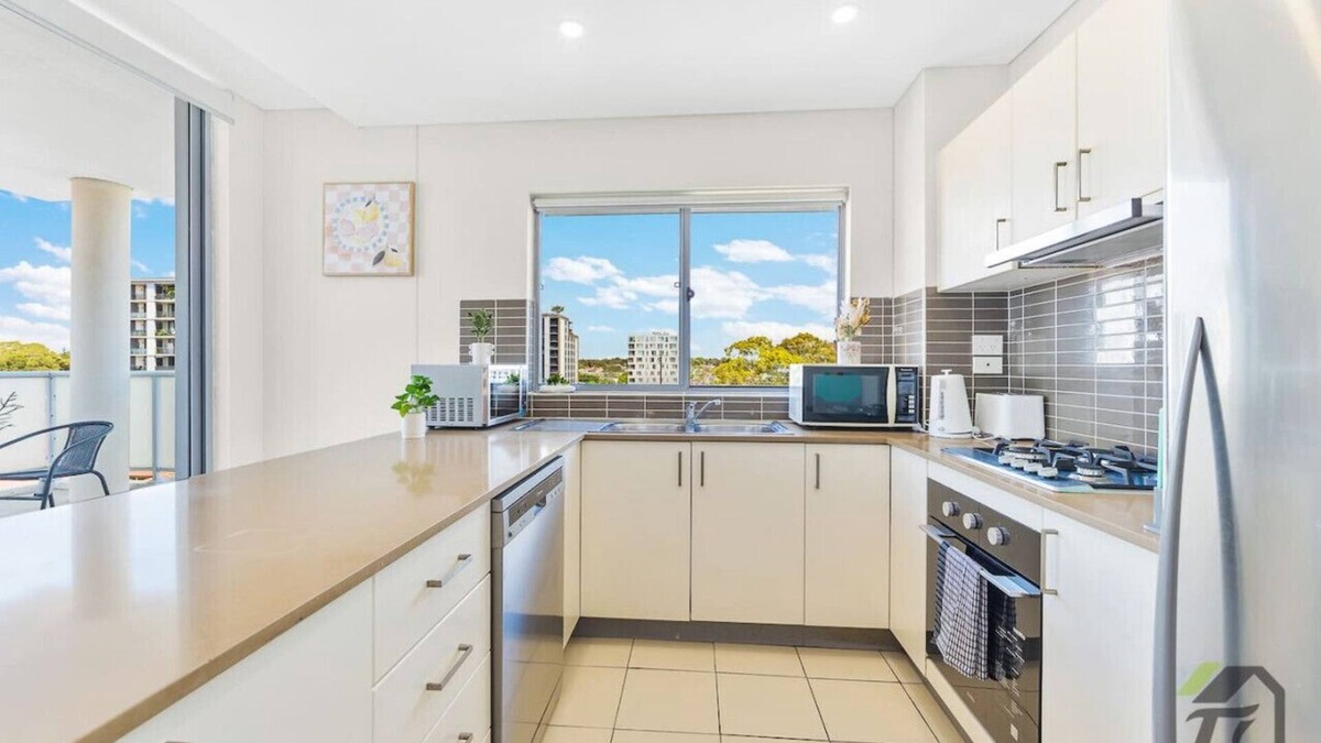 Lidcombe Apartment | Entire Home in Lidcombe- New