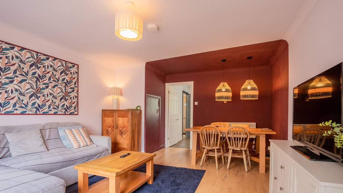 Worcester House | Entire home in Worcester