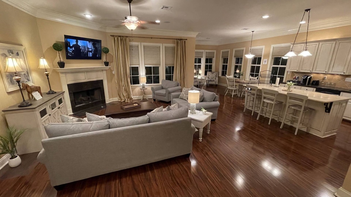 Lafayette House | Entire Home! Magnolia Place: a taste of Southern Hospitality