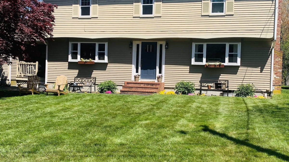 Manomet House | Entire home, short Walk to private beach