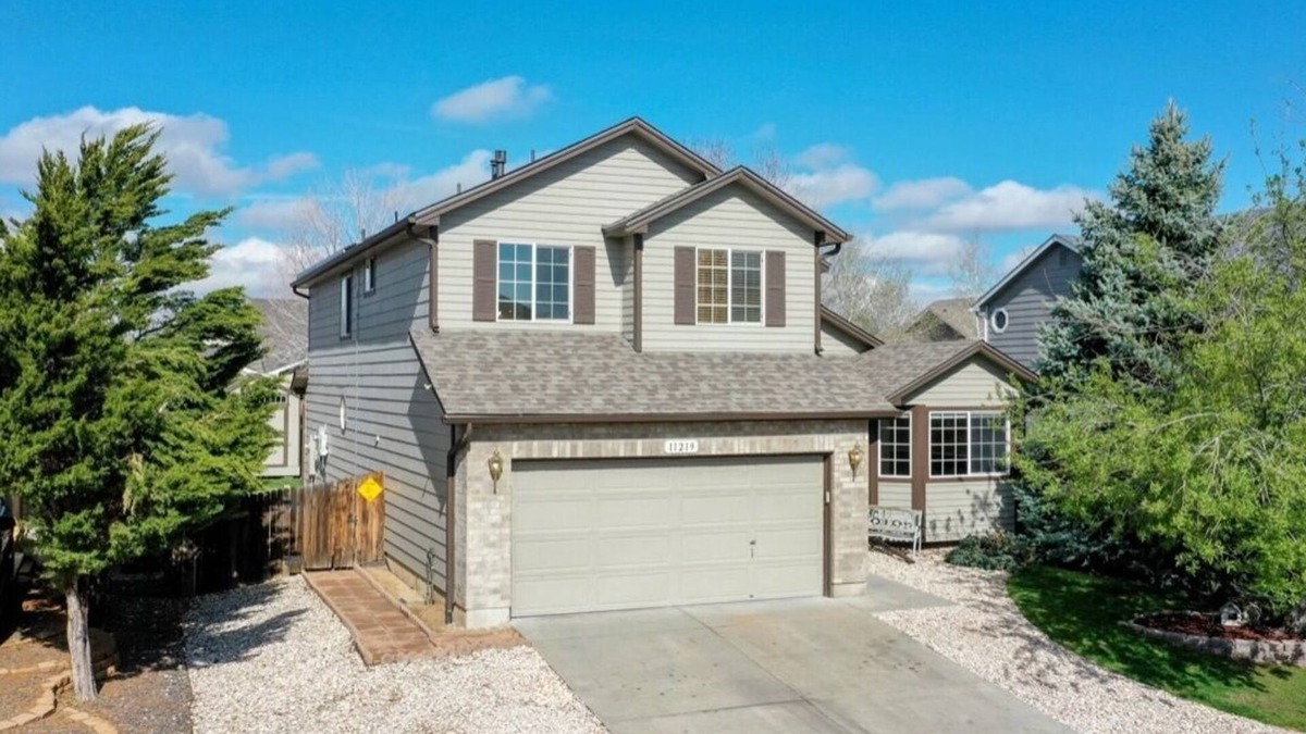 Henderson House | Entire house in a quiet neighbourhood