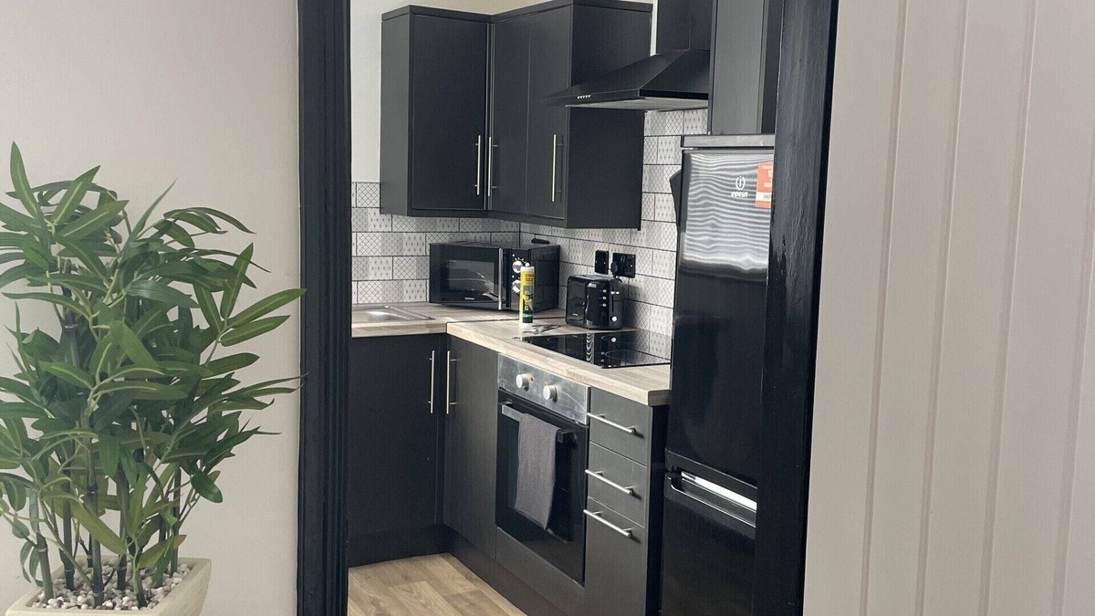 Middlesbrough House | Entire House- Middlesbrough Central