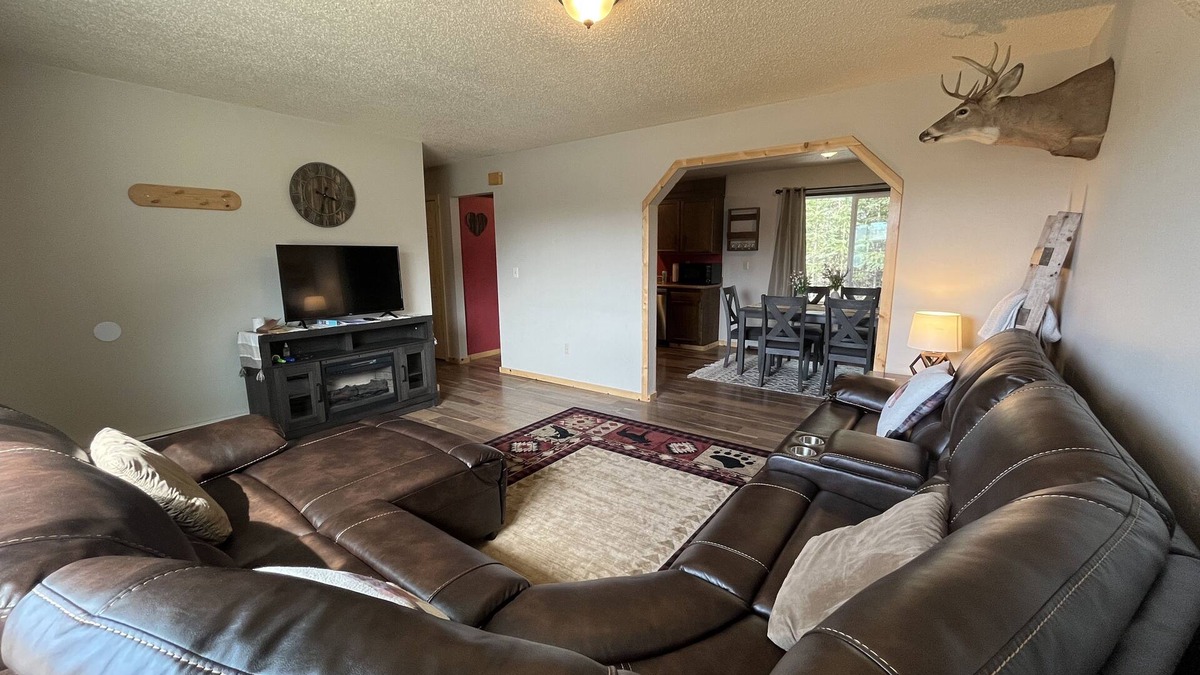 Soldotna House | Entire House with Electric Fireplace