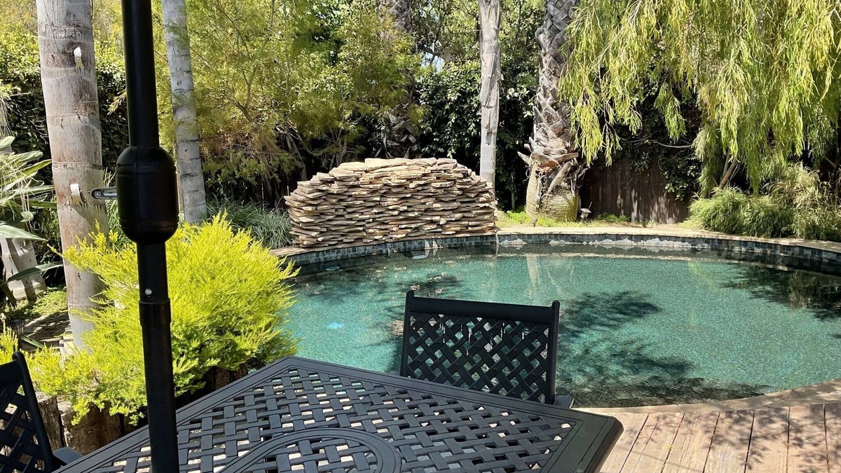 Sherman Oaks House | Entire house with pool