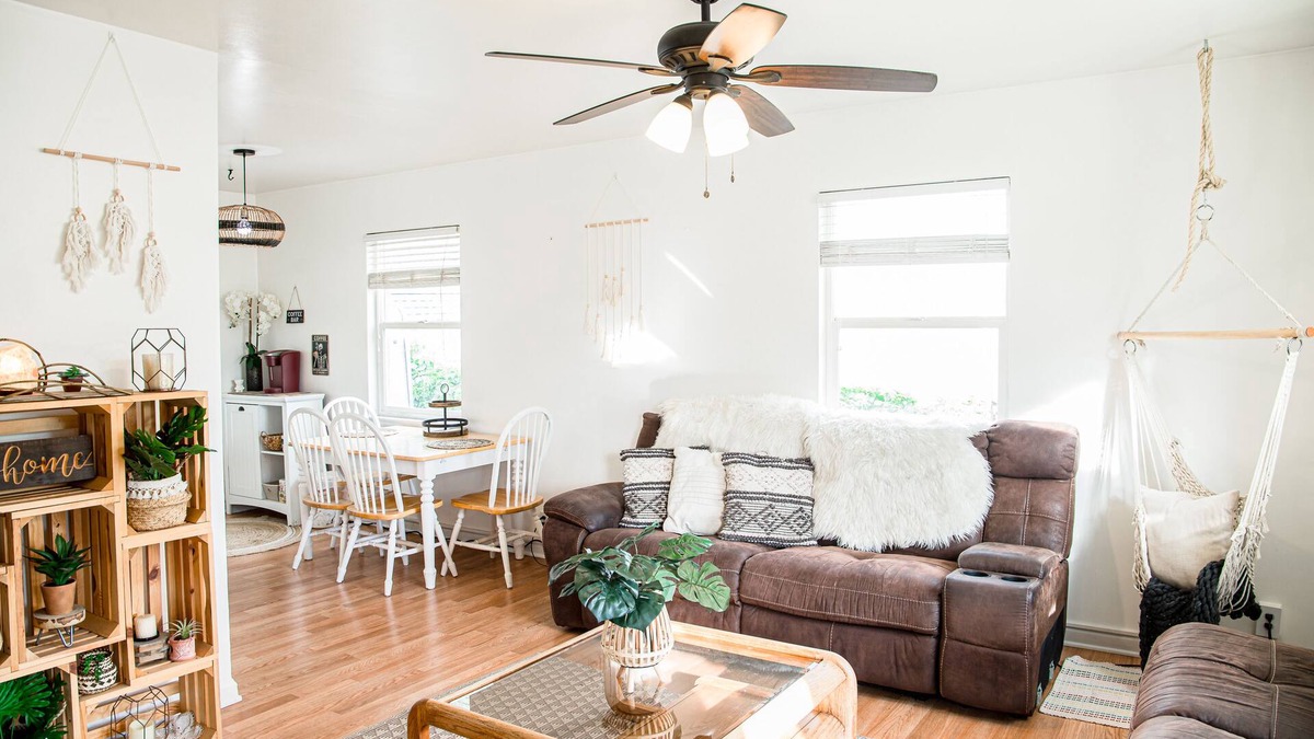 Clearfield House | Entire Main floor 1 mile to Hill Airforce Base
