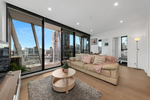 South Melbourne Apartment | Entire South Melb Apt with 2Brm 2Bath and Balcony