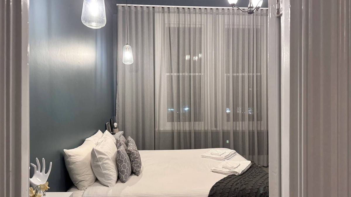Echuca House | ☆ Entire Townhouse in ❤️of Echuca's Port ✓ 15guests Freshly renovated Near river.