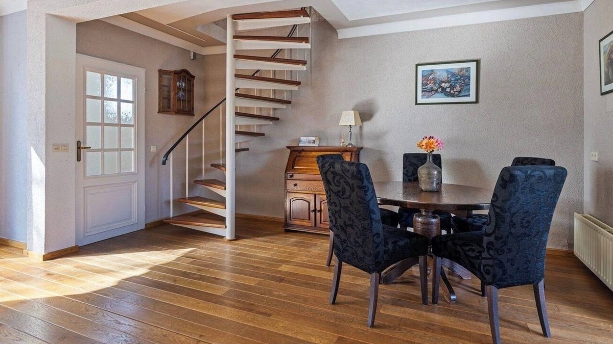 Veldhoven Villa | Entire villa, free breakfast, free parking