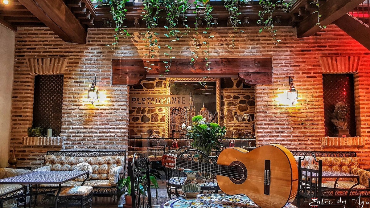 Toledo City Center Hotel | Entre Dos Aguas Hotel Boutique