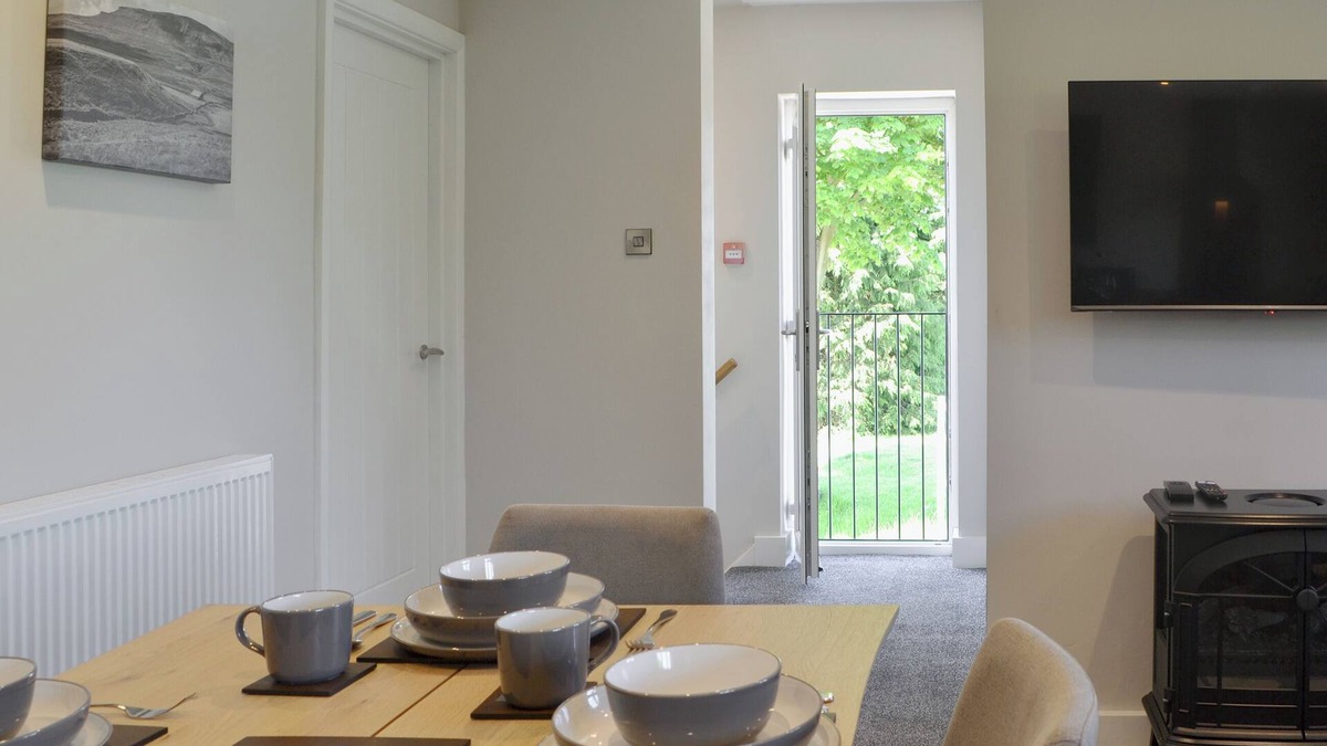 Skipton Cottage | Enviable location within the golf course.