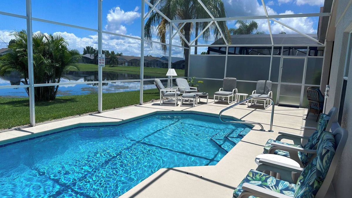 Eagle Pointe South Villa | EP1051SEL - Private Vacation Pool Home Near Disney