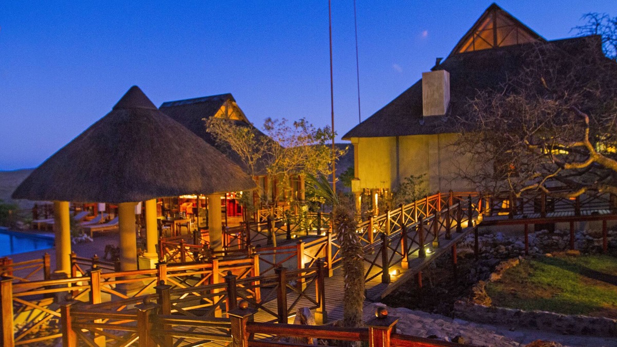 Okaukuejo Cabin | Epacha Game Lodge & Spa