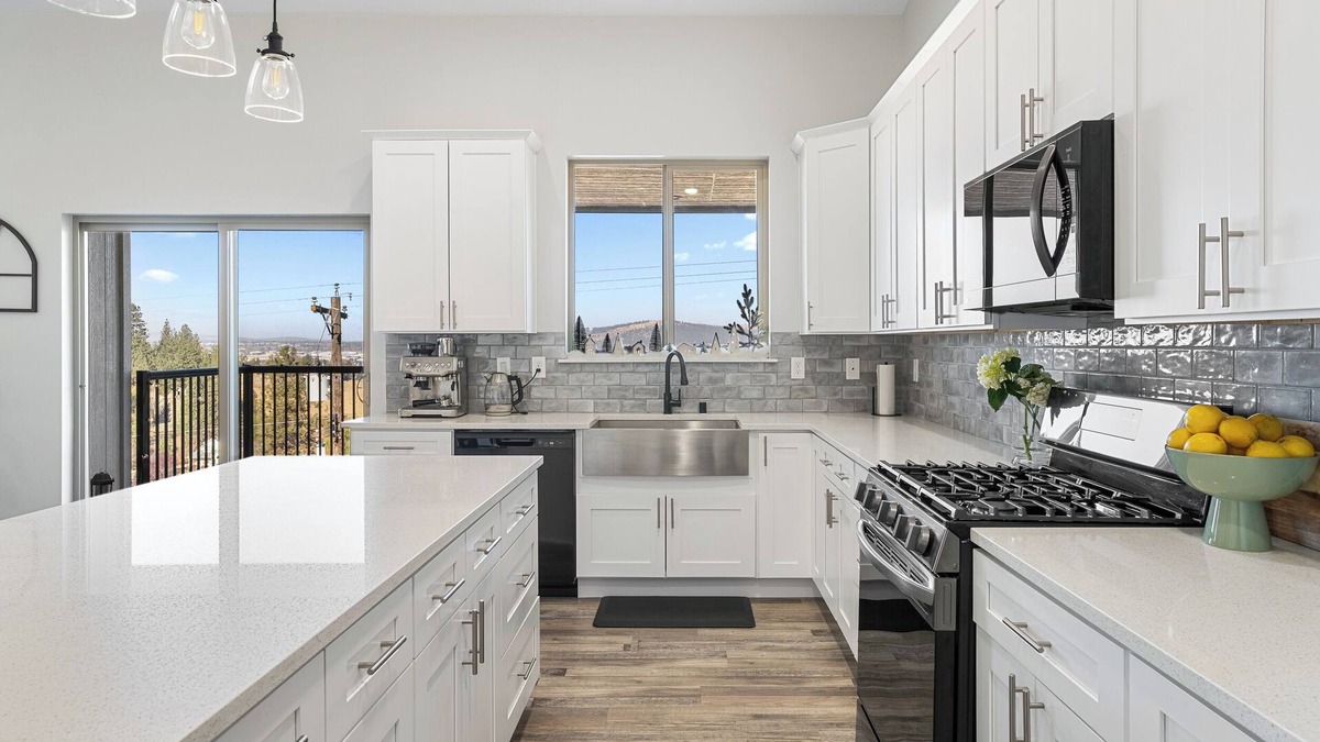 Spokane House | Epic City View Near Downtown
