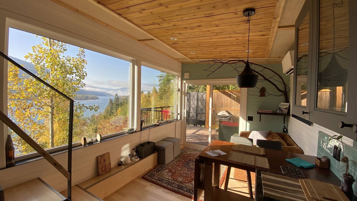 Nelson House | Epic View Tiny House