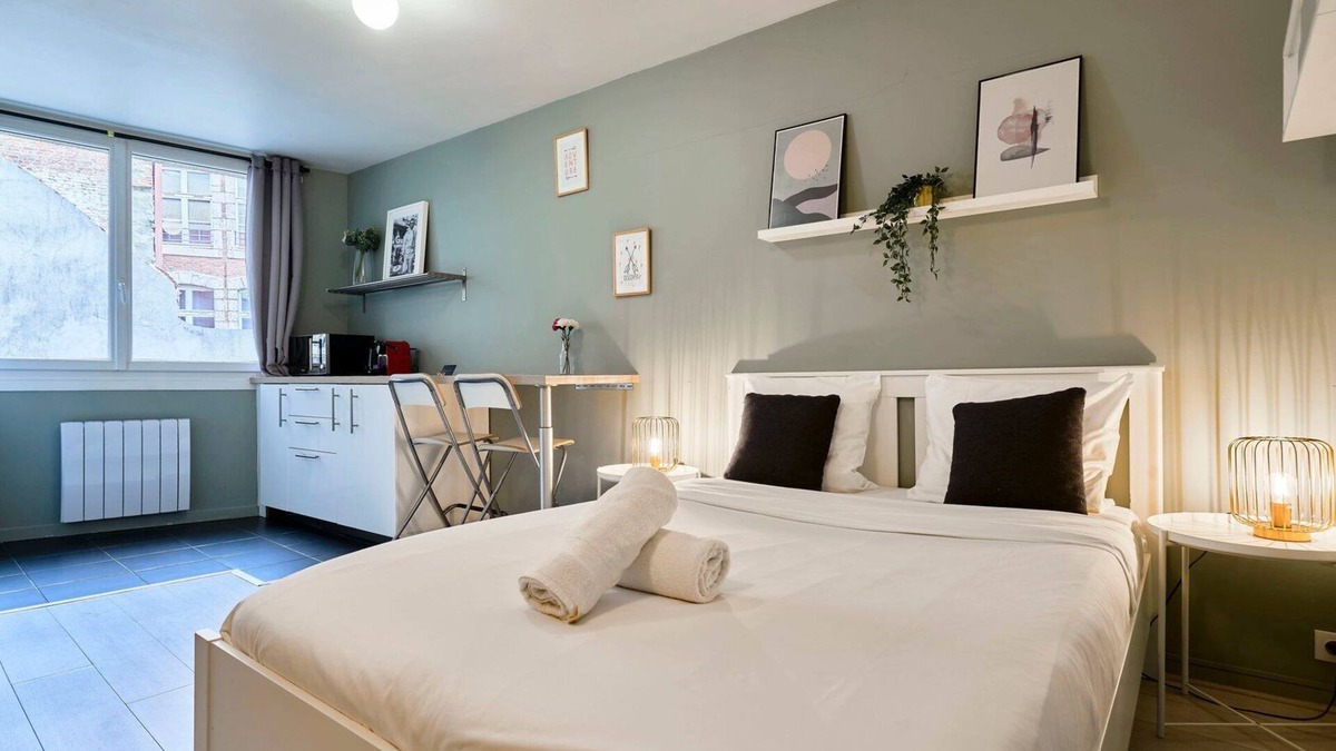 Historic Center Apartment | Equipped studio in Vieux-Lille near Grand Place