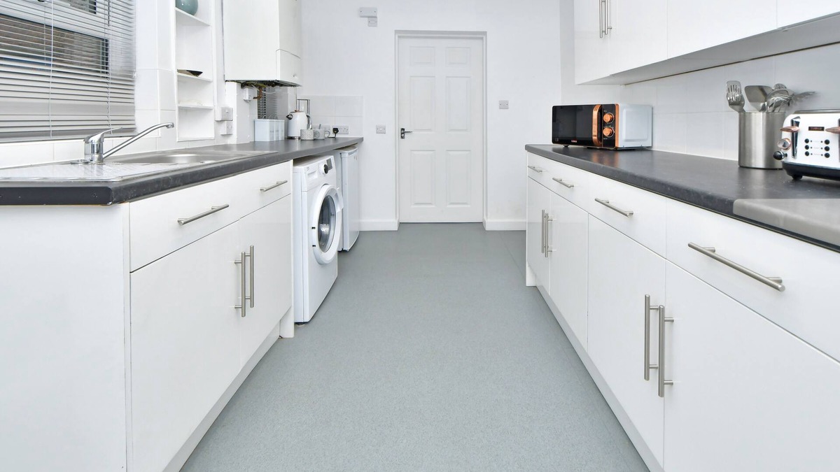 Crewe Apartment | Ernest House - By Sigma Stays