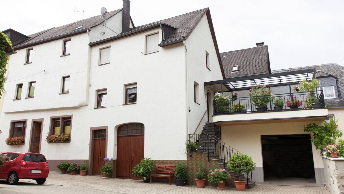 Ernst Apartment | Ernst Lakeside Escape