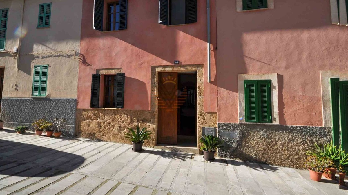Old Town Alcudia Cottage | Es Convent, Genuine village house in Alcudia-Murallas, Mallorca