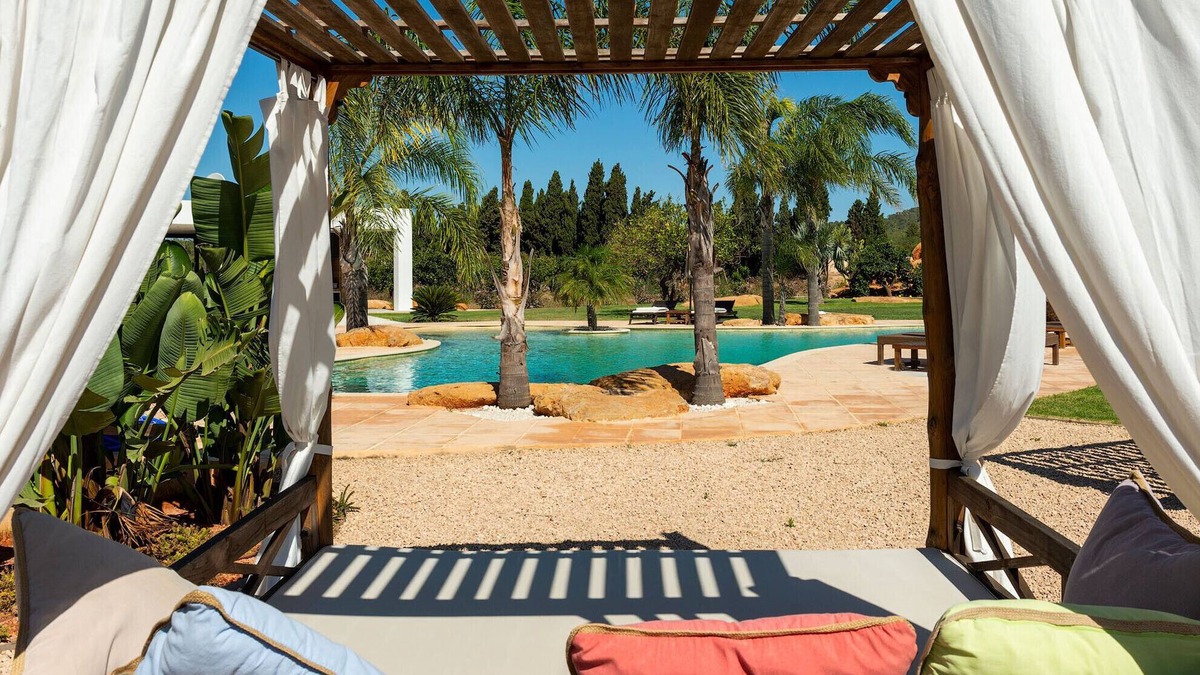 Es Canar Villa | COMETA Villa. Ibiza. impressive country house with a lot of garden