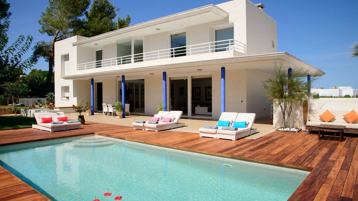 San Antonio Bay Villa | Villa a few steps from the bay of San Antonio and the beach