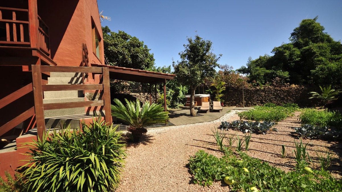 La Solana Cottage | LUXURY RURAL HOUSE WITH BEAUTIFUL VIEWS